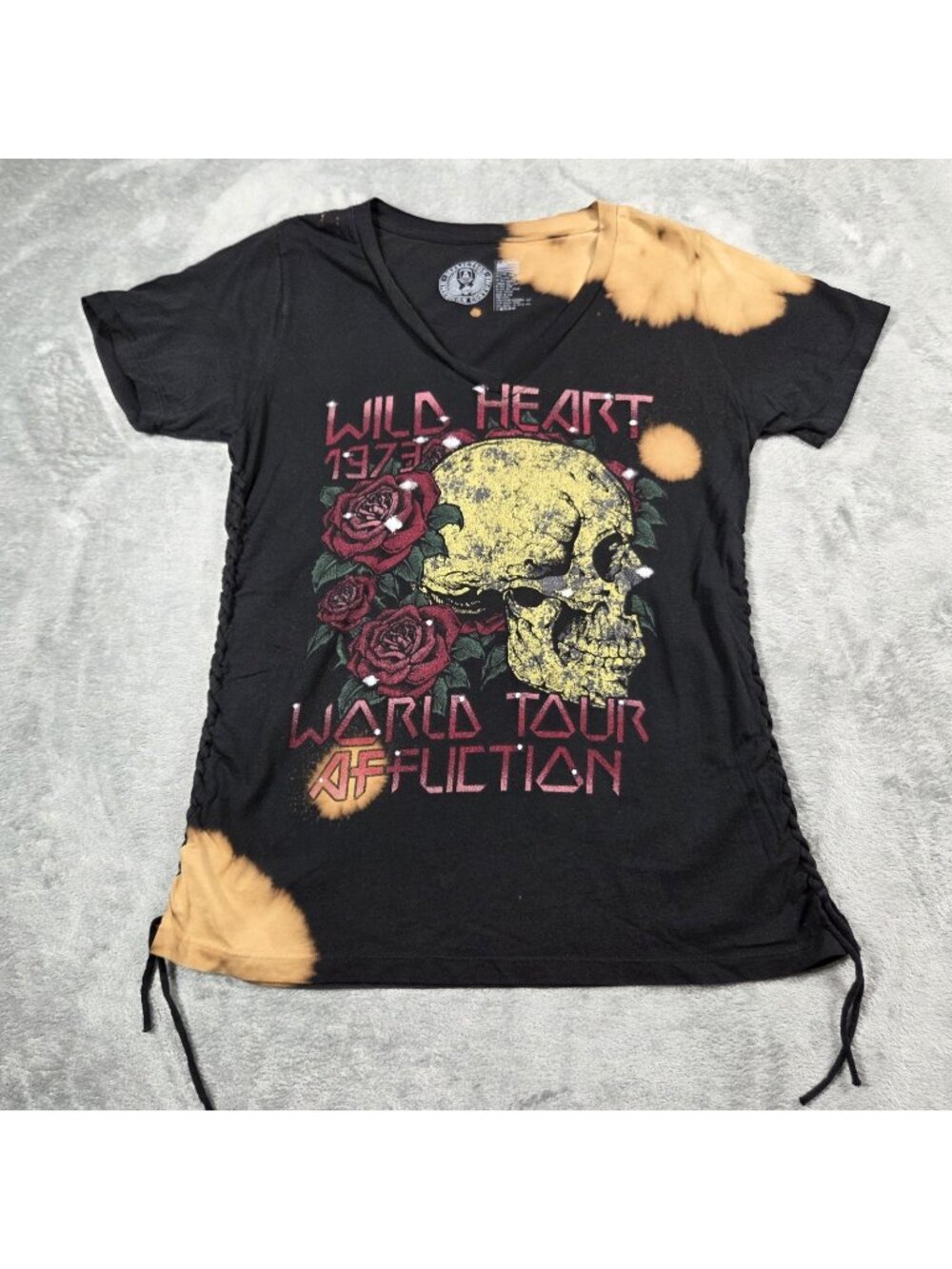 Affliction Top Womens M Black Bleached Wild Heart Skull Roses Gothic Grunge